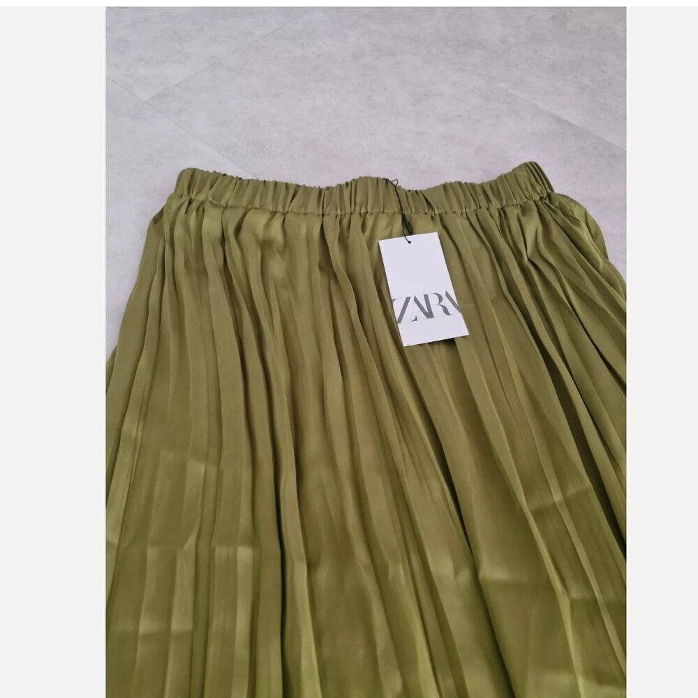 ZARA WRINKLED SATIN EFFECT MIDI SKIRT Sizes M, L NEW WITH TAG! - Picture 3 of 6